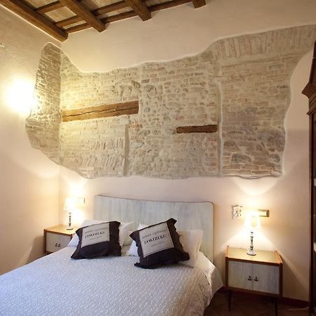 Relais B&B Corte Dei Turchi Longiano Стая снимка