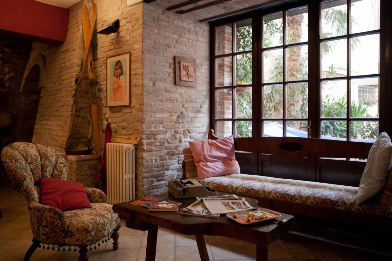 Relais B&B Corte Dei Turchi Longiano Екстериор снимка