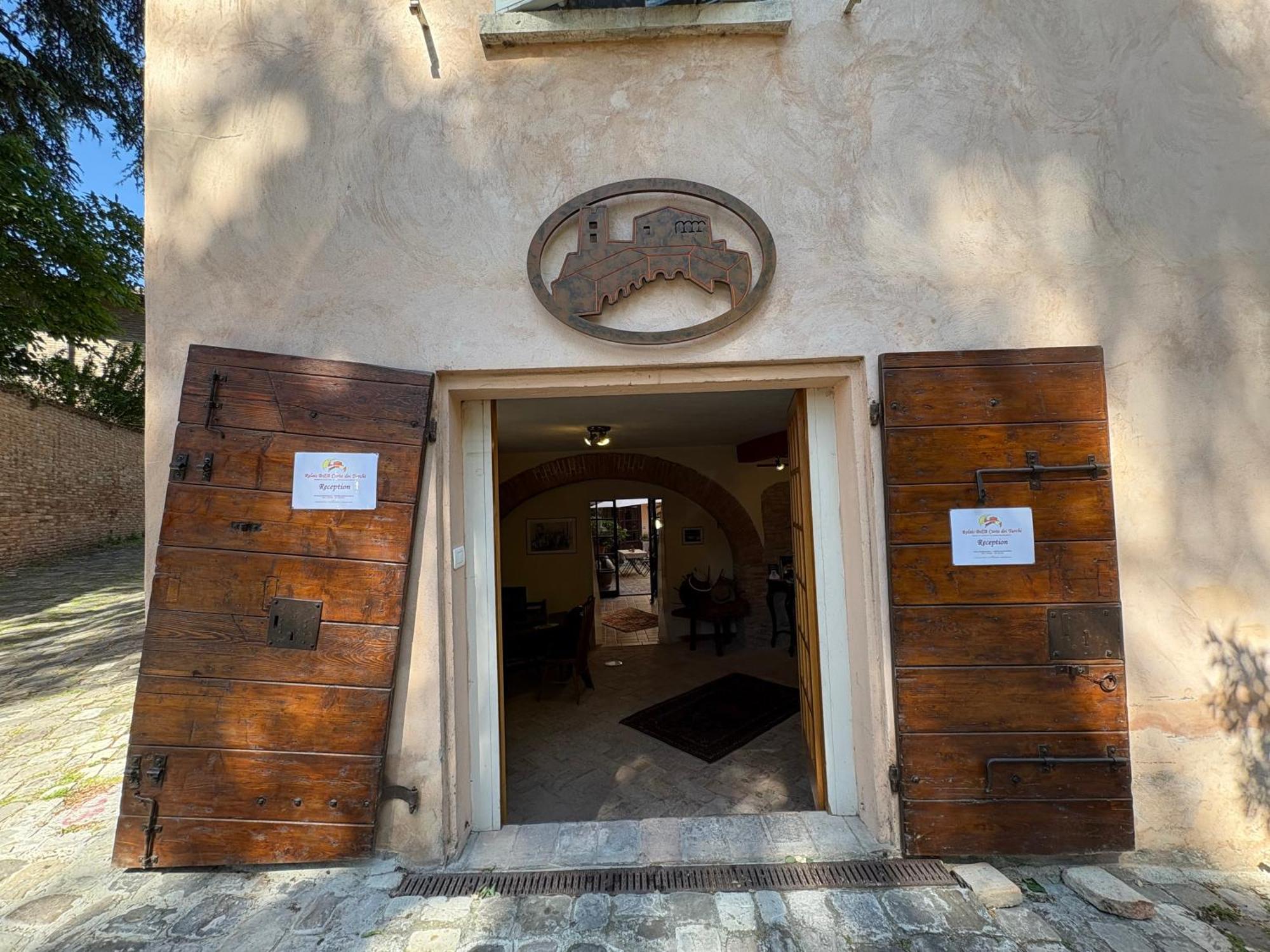 Relais B&B Corte Dei Turchi Longiano Екстериор снимка