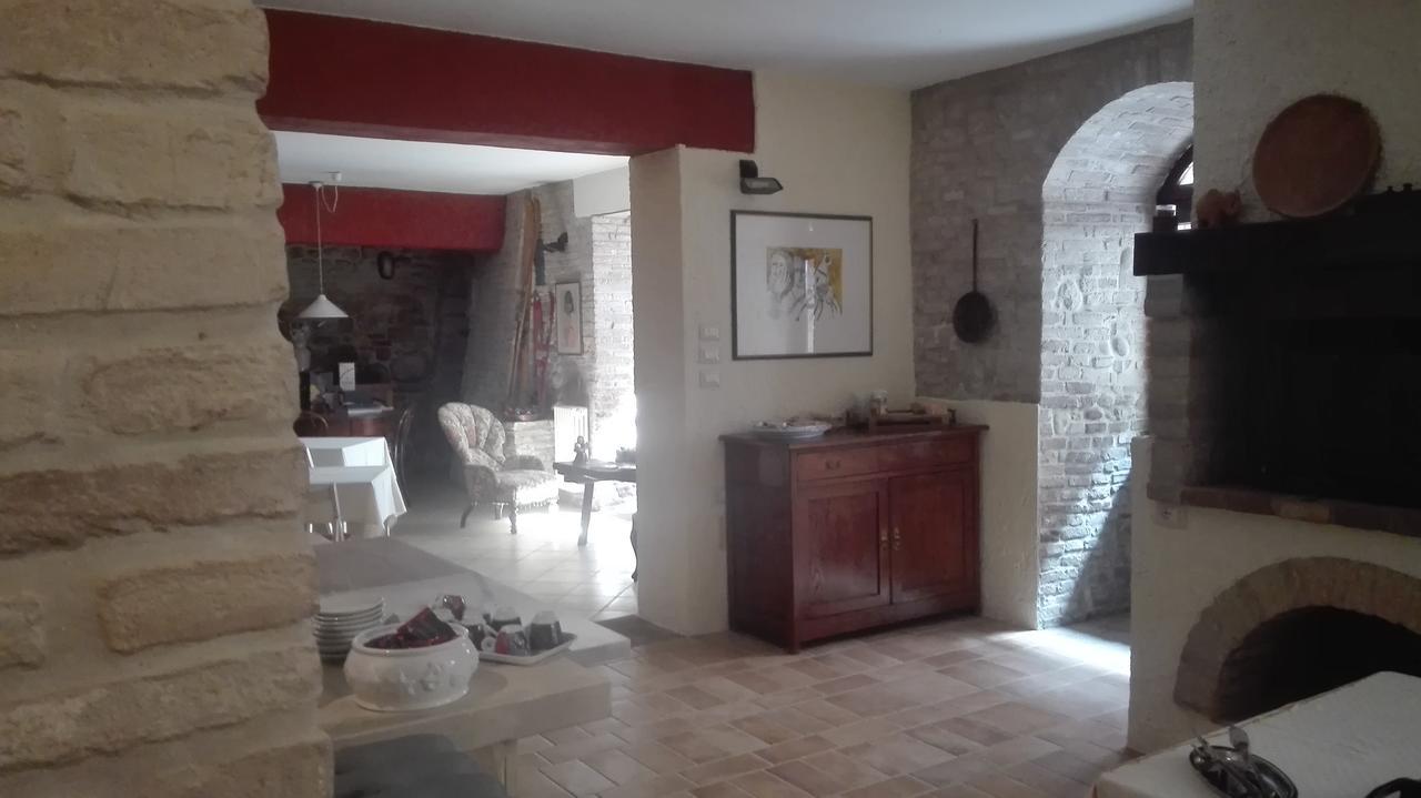 Relais B&B Corte Dei Turchi Longiano Екстериор снимка