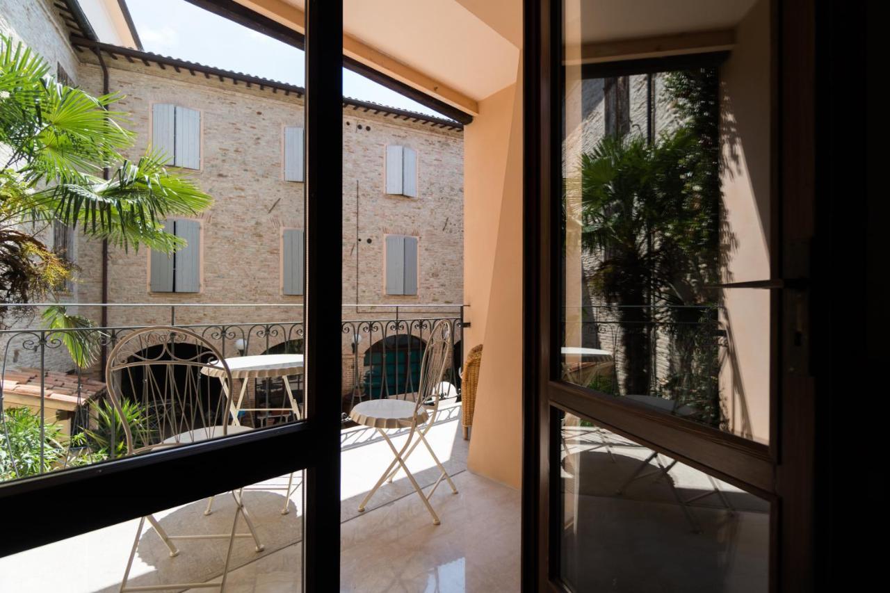 Relais B&B Corte Dei Turchi Longiano Екстериор снимка